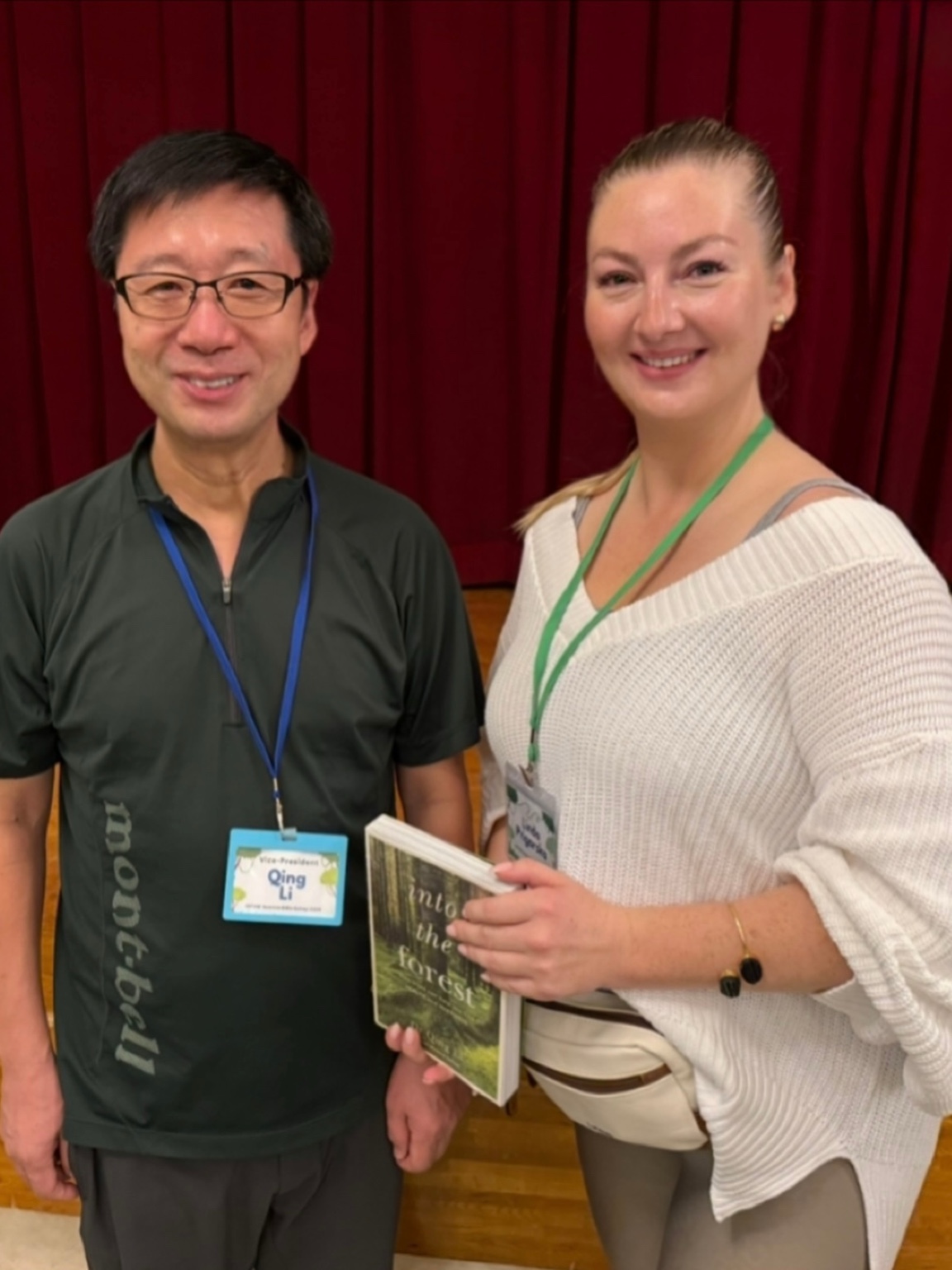 Linda Prigarska with Dr Qing Li at the 2024 INFOM International Seminar in Tokyo
